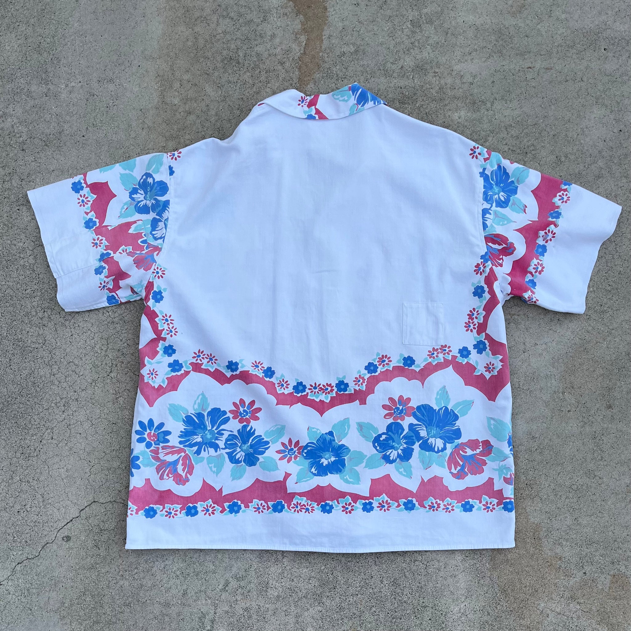 L/XL Tablecloth Shirt - Spring Garden