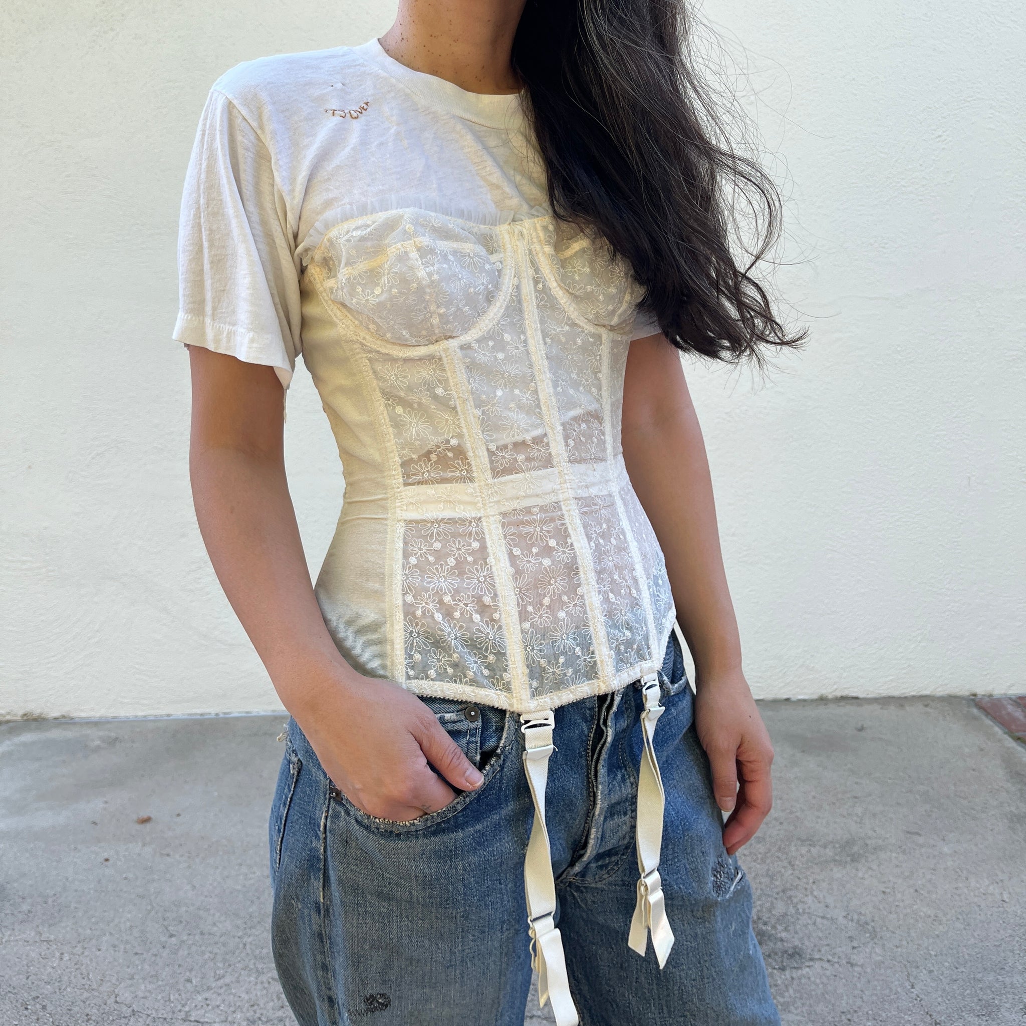 ‘Merry Widow’ Ivory Corset - Vintage
